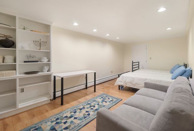 29 Pinecliff Road 29, Boston, MA 02132