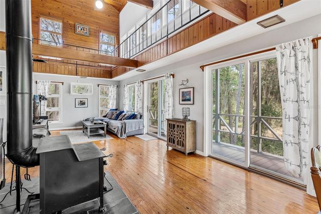 7373 CIRCLE DRIVE, Lady Lake, FL 32159