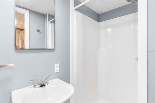 7373 CIRCLE DRIVE, Lady Lake, FL 32159