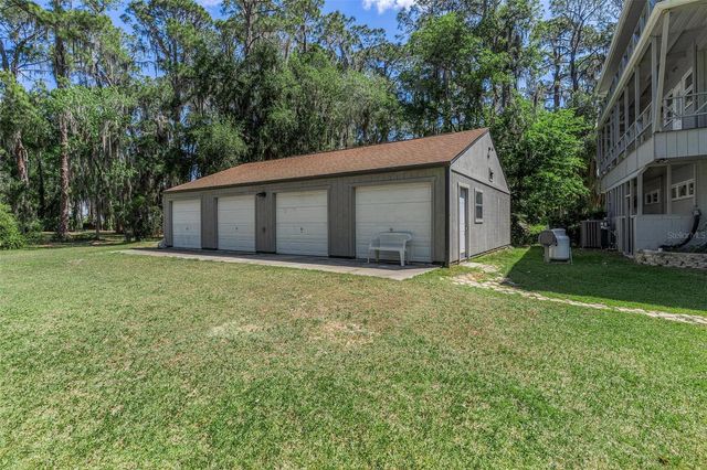 7373 CIRCLE DRIVE, Lady Lake, FL 32159