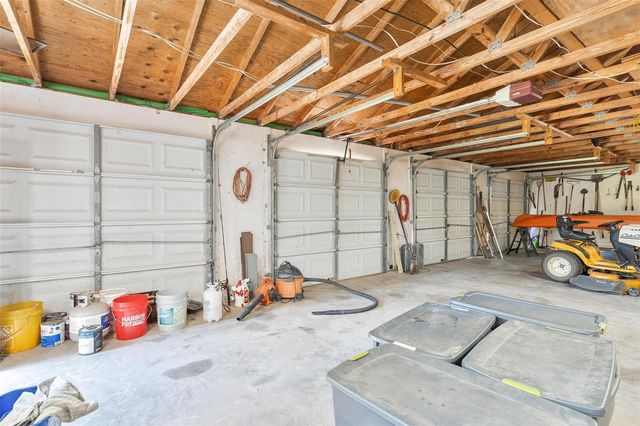 7373 CIRCLE DRIVE, Lady Lake, FL 32159