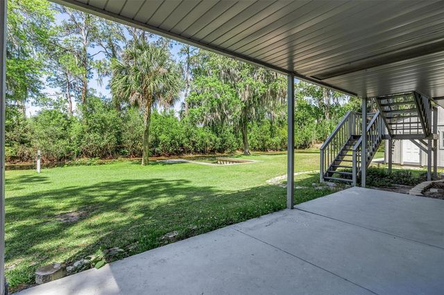 7373 CIRCLE DRIVE, Lady Lake, FL 32159
