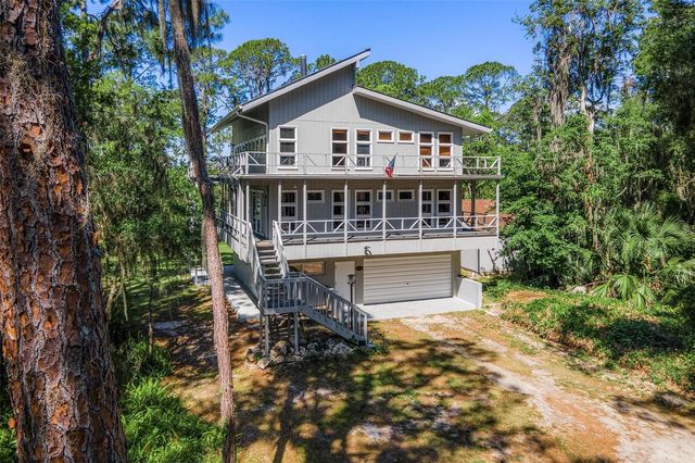 7373 CIRCLE DRIVE, Lady Lake, FL 32159