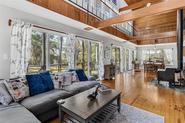 7373 CIRCLE DRIVE, Lady Lake, FL 32159