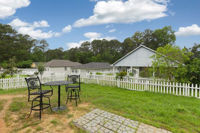 206 Iris, Livingston, TX 77351