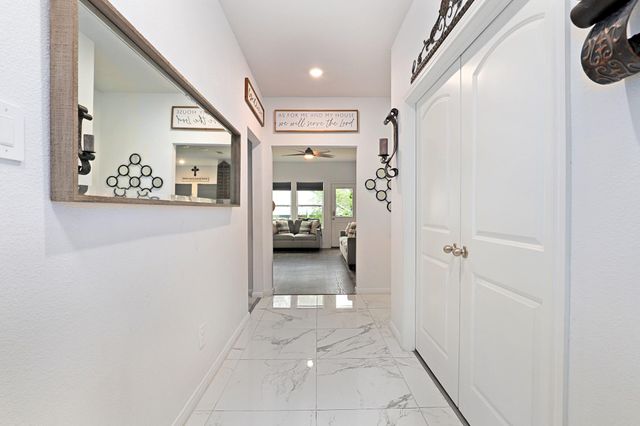 206 Iris, Livingston, TX 77351