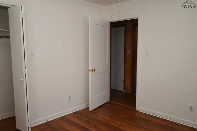 1956 N HWY 79, Wichita Falls, TX 76301