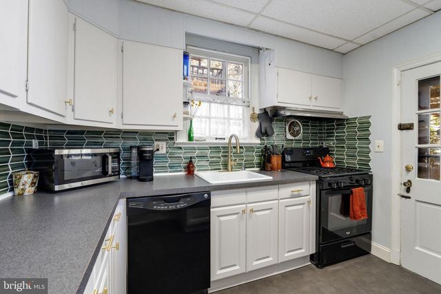 706 E LAKE AVE, Baltimore, MD 21212