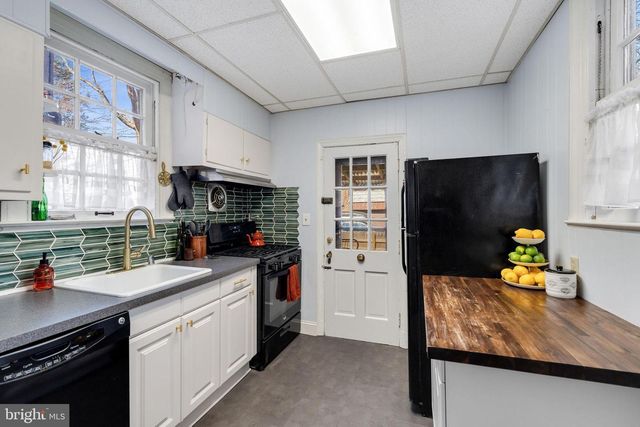 706 E LAKE AVE, Baltimore, MD 21212