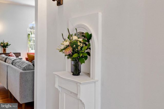 706 E LAKE AVE, Baltimore, MD 21212