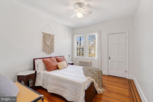 706 E LAKE AVE, Baltimore, MD 21212