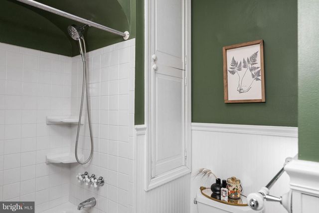 706 E LAKE AVE, Baltimore, MD 21212