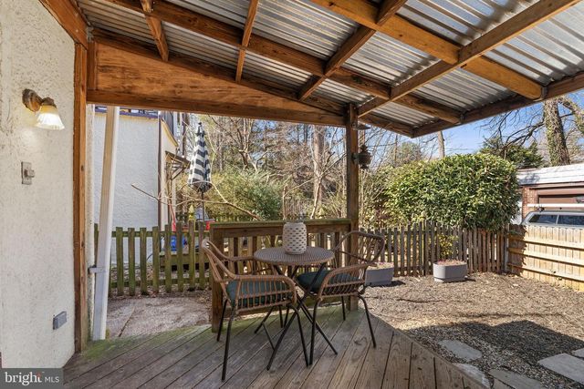 706 E LAKE AVE, Baltimore, MD 21212