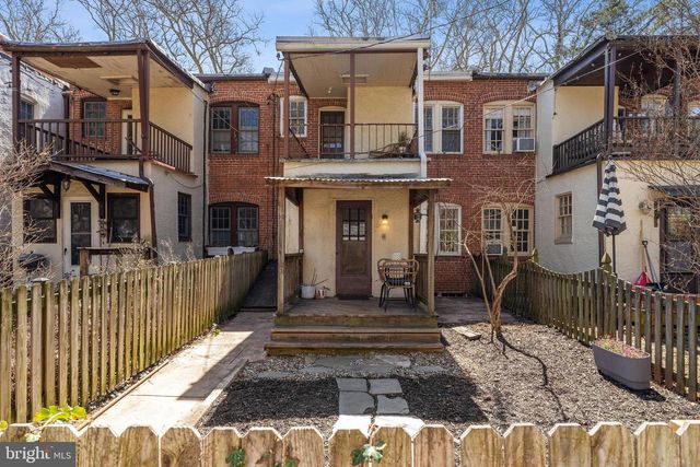 706 E LAKE AVE, Baltimore, MD 21212