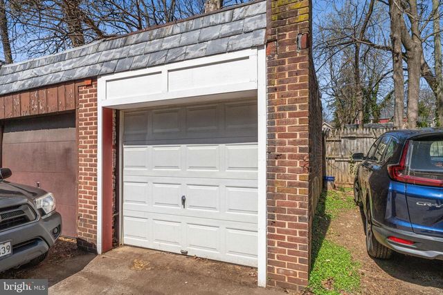 706 E LAKE AVE, Baltimore, MD 21212