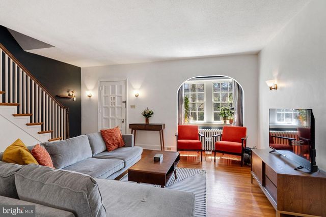 706 E LAKE AVE, Baltimore, MD 21212