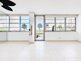 250 174th St 115, Sunny Isles Beach, FL 33160