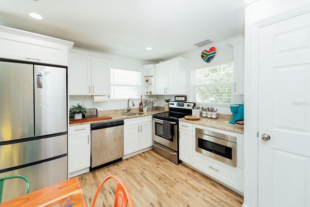 106 E BAY DRIVE, Treasure Island, FL 33706