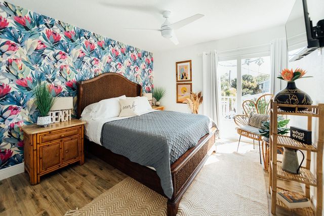 106 E BAY DRIVE, Treasure Island, FL 33706