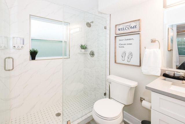 106 E BAY DRIVE, Treasure Island, FL 33706
