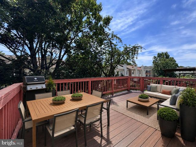 4513 SHOAL CREEK CT, Alexandria, VA 22312