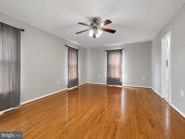 4513 SHOAL CREEK CT, Alexandria, VA 22312