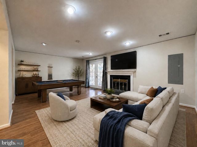 4513 SHOAL CREEK CT, Alexandria, VA 22312