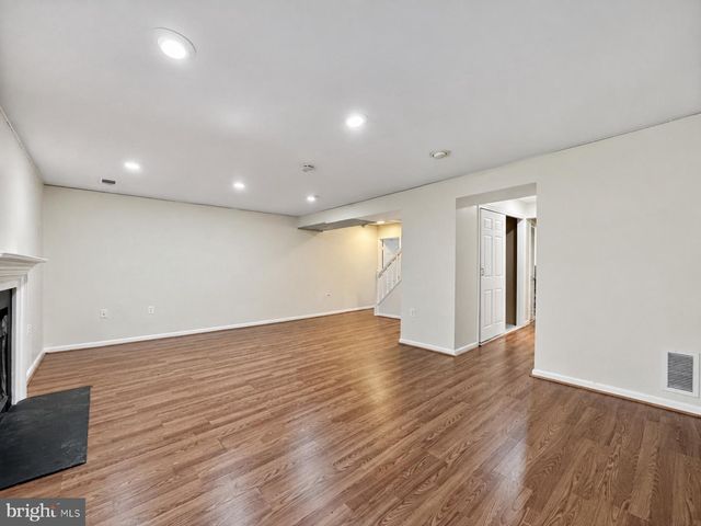 4513 SHOAL CREEK CT, Alexandria, VA 22312