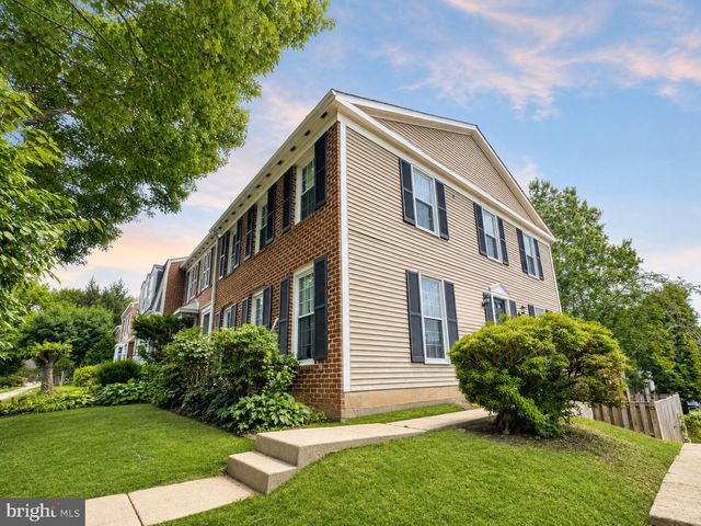 4513 SHOAL CREEK CT, Alexandria, VA 22312