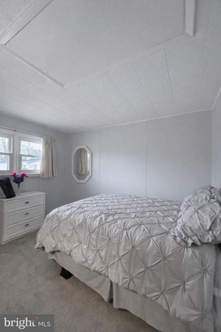 619 BEAUMONT RD, Fairless Hills, PA 19030