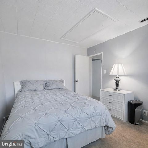 619 BEAUMONT RD, Fairless Hills, PA 19030