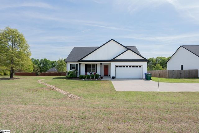 2991 Hwy 417, Woodruff, SC 29388