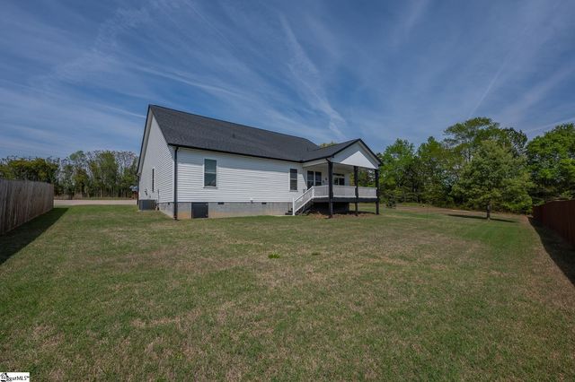 2991 Hwy 417, Woodruff, SC 29388