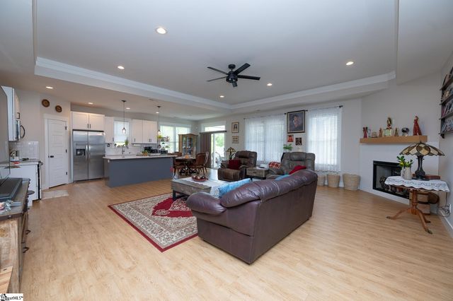 2991 Hwy 417, Woodruff, SC 29388