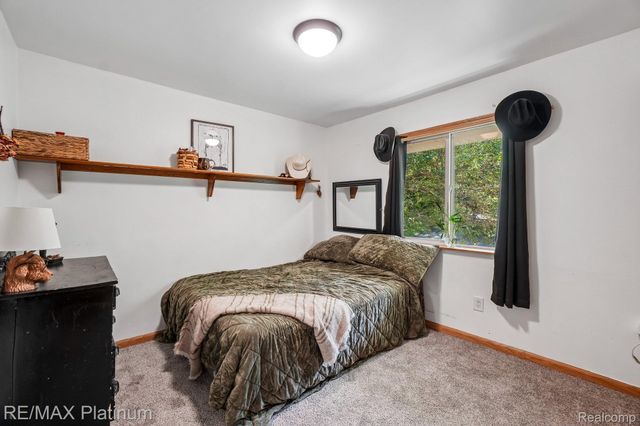 2805 Harmony Lane, Milford Charter Township, MI 48380