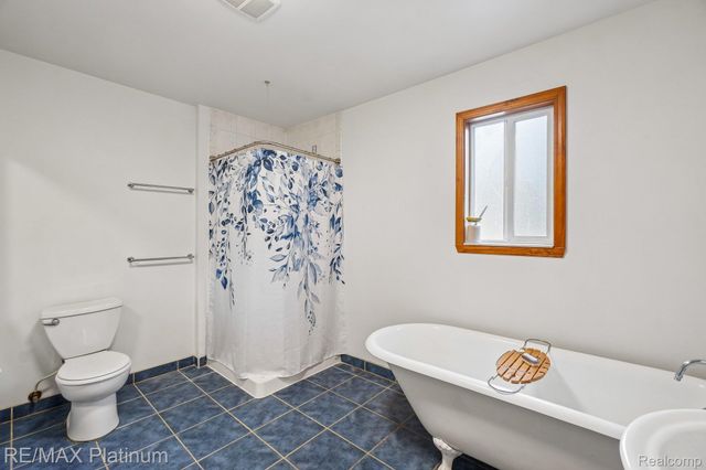 2805 Harmony Lane, Milford Charter Township, MI 48380