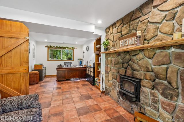 2805 Harmony Lane, Milford Charter Township, MI 48380
