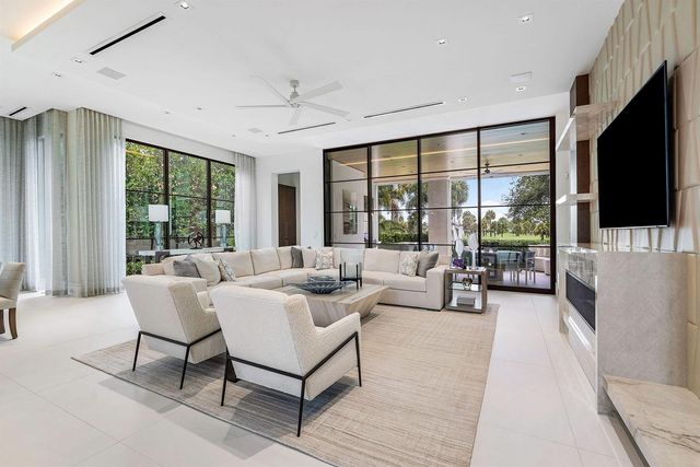 471 Royal Palm Way, Boca Raton, FL 33432