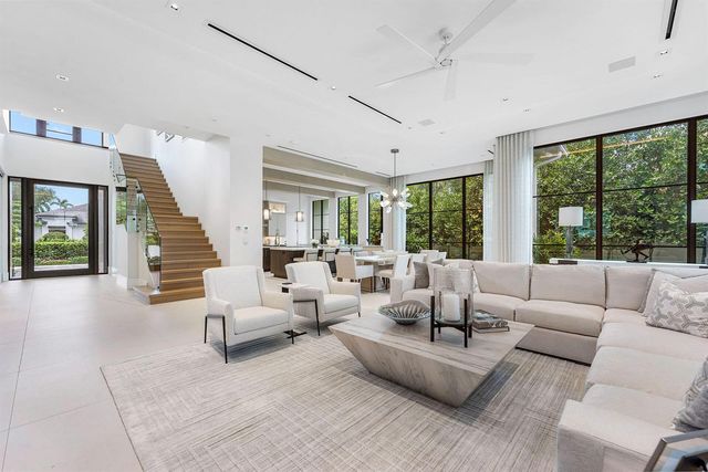 471 Royal Palm Way, Boca Raton, FL 33432