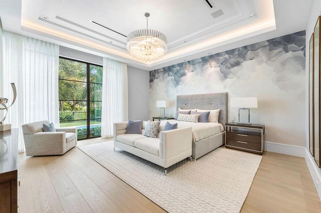 471 Royal Palm Way, Boca Raton, FL 33432