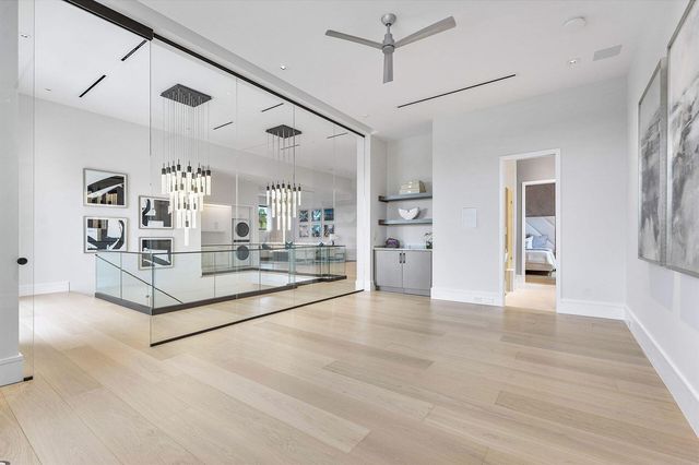 471 Royal Palm Way, Boca Raton, FL 33432