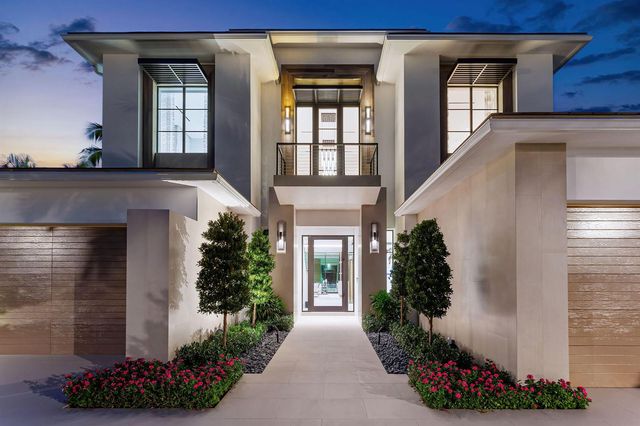 471 Royal Palm Way, Boca Raton, FL 33432