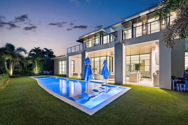 471 Royal Palm Way, Boca Raton, FL 33432
