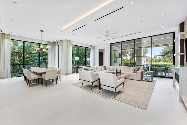 471 Royal Palm Way, Boca Raton, FL 33432
