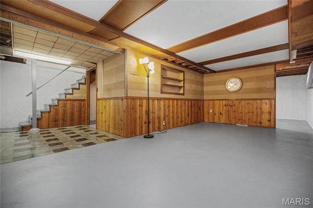 10725 Saint Lawrence Lane, St Ann, MO 63074