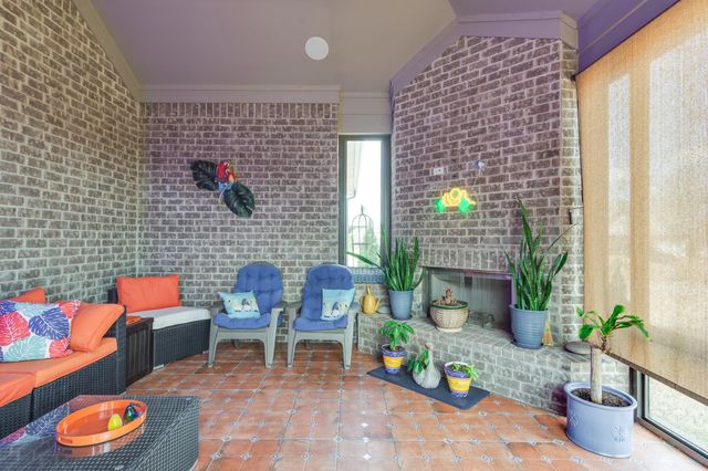 135 CHESNUT RIDGE DR, Oakland, TN 38060