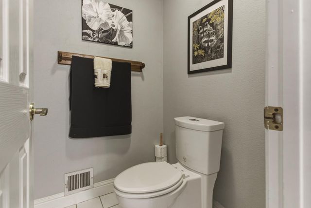 3856 N Gardner, Merced, CA 95340