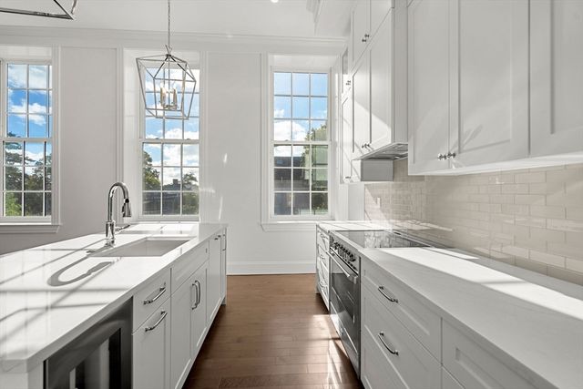 20 Mechanic Square 3, Marblehead, MA 01945