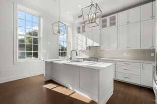 20 Mechanic Square 3, Marblehead, MA 01945