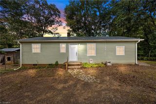 206 Penny Lane, Lexington, NC 27295